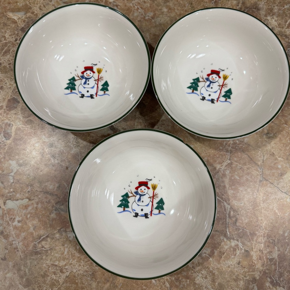 Pfaltzgraff snow village bowls (Set of 3)